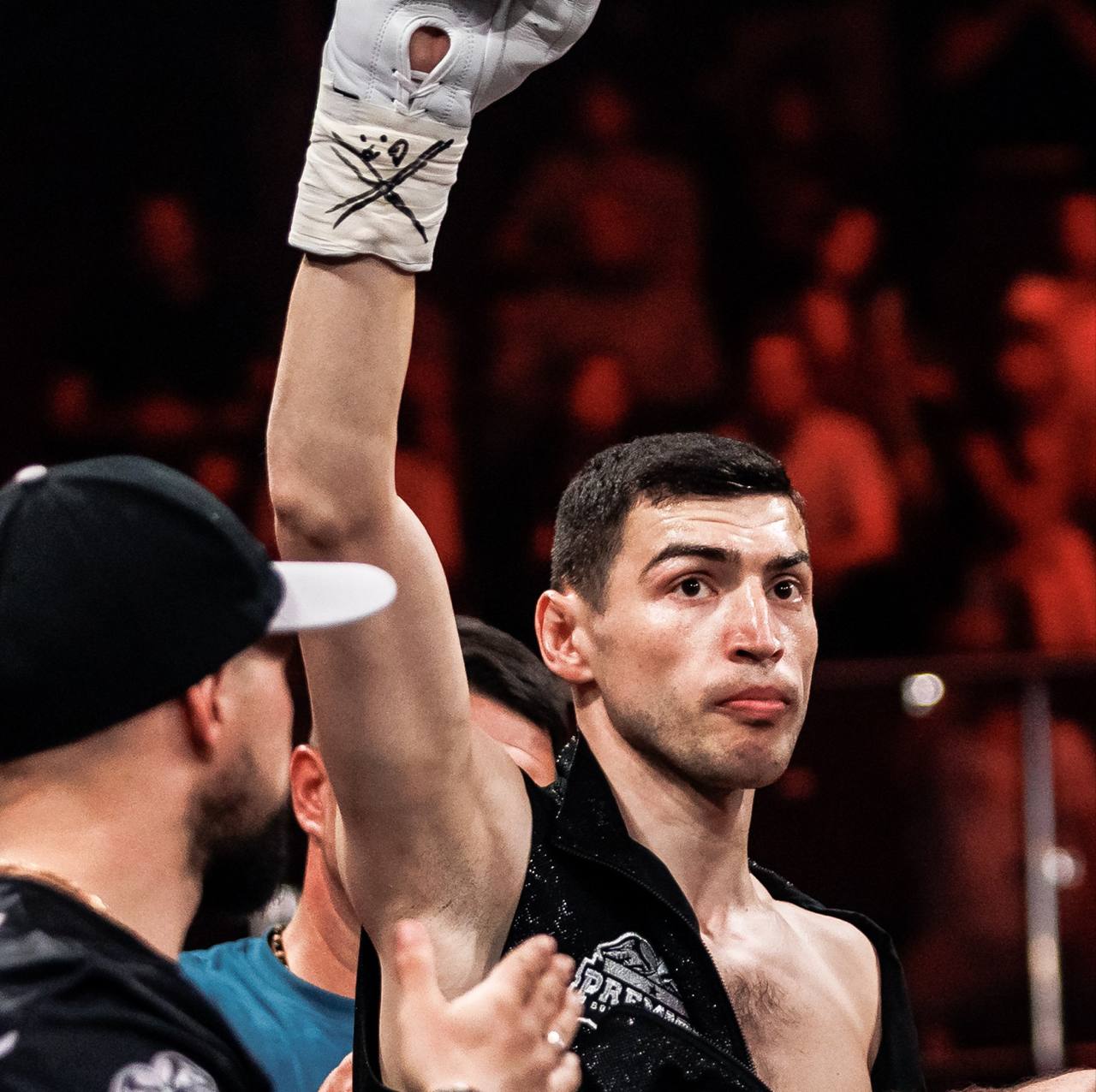 Агрба Реванш с Муньозом один из самых важных боёв в моей карьере Российский боксёр Харитон Агрба поделился ожиданиями перед реваншем с аргентинцем Рубеном Муньозом Этот 12 раундовый поединок за звание обязательного претендента по версии WBA в первом полусреднем весе пройдёт в рамках главного карда турнира IBA PRO 13 который состоится 12 декабря в Дубае Читать Отдай свой голос боксу