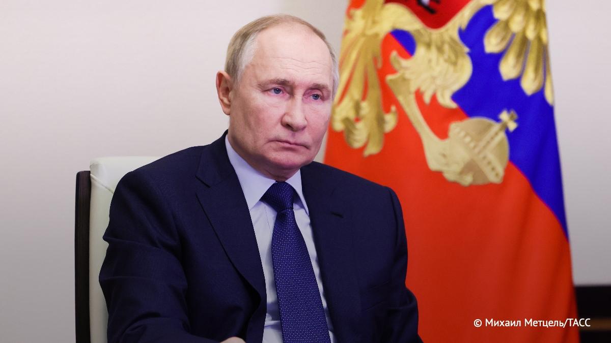 Путин поручил определить День языков народов РФ, сообщили в Кремле.  #Россия #Z #Зеленский #украина #победаzaнами #BarguZin24  БаргуZин     Vk   YouTube   TikTok   X
