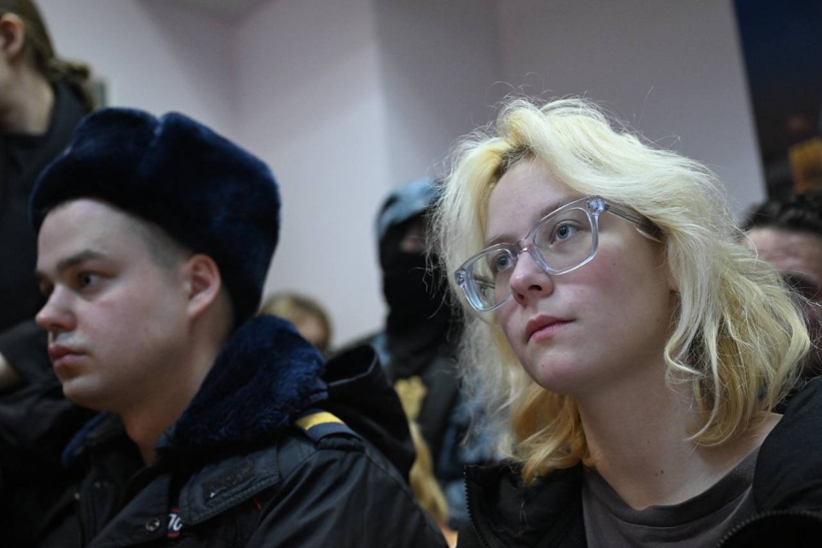 В отношении Наоко составили ещё один протокол о дискредитации ВС РФ Протокол был зарегистрирован в Дзержинском суде Петербурга был зарегистрирован 1 ноября Информация о нём была размещена только позавчера Ранее об этом публично не сообщалось Суть обвинений не уточняется Срок второго ареста Наоко истекает 10 ноября О дате рассмотрения очередного протокола информации на сайте Дзержинского суда нет Дело будет рассматривать та же судья Яна Никитина Задонатить через бота Patreon Boosty