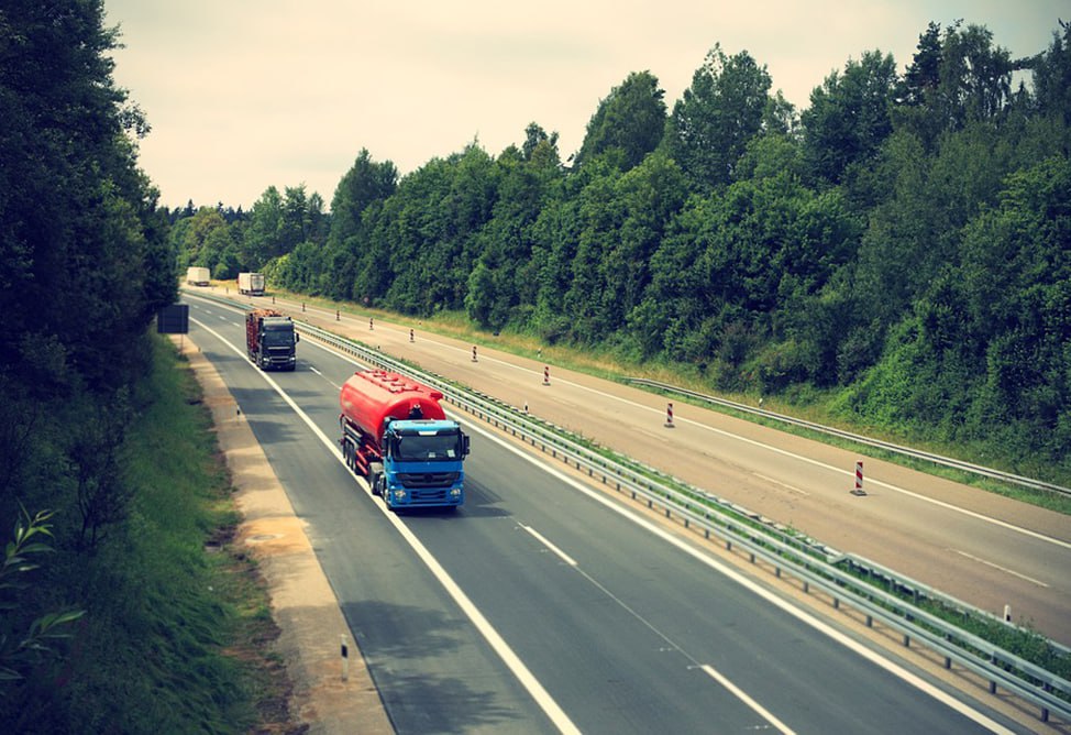 Общий объем грузоперевозок в Армении в январе сентябрь 2025 года составил 12 263 3 тыс тонн увеличившись по сравнению с январем сентябрь 2024 года на 1 6 а общий объем пассажирских перевозок 173 195 3 тыс человек при спаде на 2 4 Об этом сообщает Статистический комитет республики Подробнее здесь Подписывайтесь на arkanewsagency