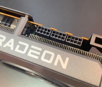 Radeon RX 9070 и Radeon RX 9070 XT засветились в продаже в Канаде — цены флагмана стартуют с $697  Авторы портала Videocardz сообщают, что крупный канадский розничный магазин Canada Computers раньше времени выставил на продажу целый ряд видеокарт Radeon RX 9070 и Radeon RX 9070 XT. Страницы товаров были довольно оперативно скрыты от посторонних глаз, однако пользователи успели сделать несколько скриншотов.  Читать далее