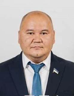 В Министерство промышленности Бурятии назначен новый министр Глава Бурятии Алексей Цыденов подписал Указ о назначении Дениса Гармаева министром промышленности, торговли и инвестиций республики. Он приступит к своим обязанностям с 6 мая 2025 года. Ранее Денис Гармаев занимал должность депутата Народного Хурала Республики Бурятия седьмого созыва. На сессии республиканского парламента 24 апреля депутаты проголосовали за досрочное прекращение его полномочий.
