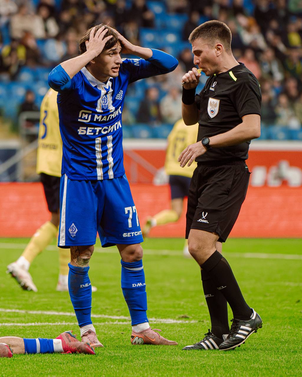 Евгений Буланов главный арбитр ДербиДинамо Артур Фёдоров Матч 16 го тура МирРПЛ пройдет 23 ноября и начнется в 17 30 dinmx