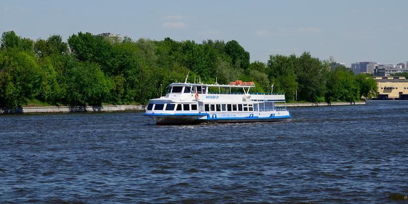 Новый речной порт построят в Северном Тушине  Благодаря проекту в столице расширятся возможности перевозок по воде. Речная транспортная инфраструктура появится на Ленинградском шоссе  земельный участок 77, Б1 , рассказала глава Москомархитектуры Юлиана Княжевская.