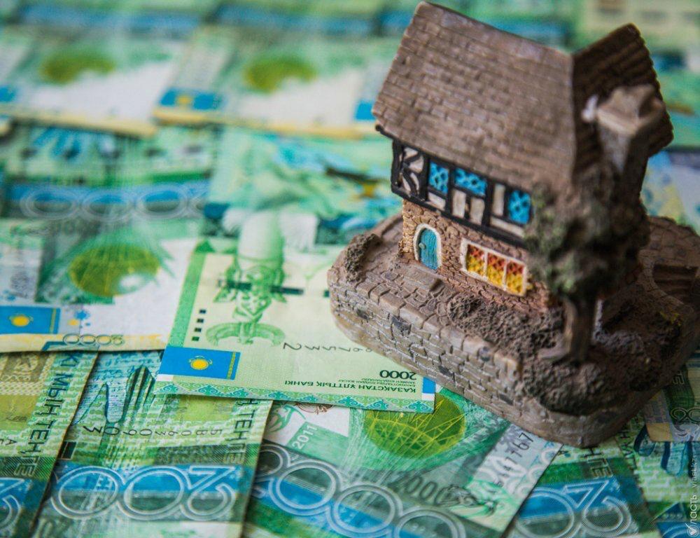В Казахстане теперь будет запрещена продажа квартир за наличные. Такие поправки в законодательство закрепил сенат. Другие изменения предусматривают запрет на ипотеку в строящихся объектах. Будет также содан центр поддержки дольщиков.