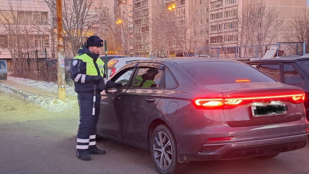 ГАИшники ловили пьяных водителей в ходе рейда «Стоп - контроль», который прошёл  с 6 по 9 декабря  В рамках акции на дорогах Екатеринбурга было выявлено и наказано 13 нарушителей. Двое из них управляли авто в нетрезвом виде, четверо отказались от медосвидетельствования, а семеро вообще сели за руль без прав.