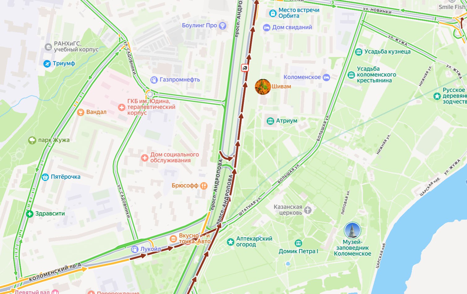 5 автомобилей столкнулись на проспекте Андропова в районе станции метро Коломенская один из них в результате перевернулся По предварительным данным есть пострадавшие Движение сильно затруднено в сторону центра Подпишись на Агентство Москва Мы в МАХ