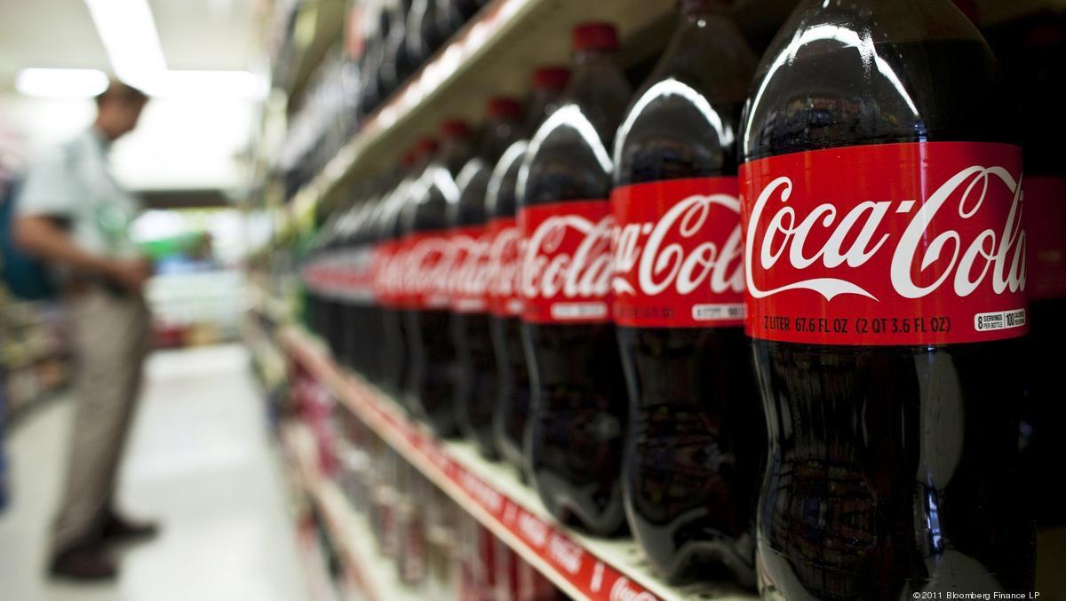 Coca cola уничтожает печень быстрее чем спиртное исследование Всего 250 мл газировки в день достаточно чтобы на 60 повысить риск возникновения смертельного заболевания печени Печень обрастает жиром и орган перестаёт нормально функционировать При этом обычная кола и кола без сахара одинаковы опасны Подпишись на Москвик