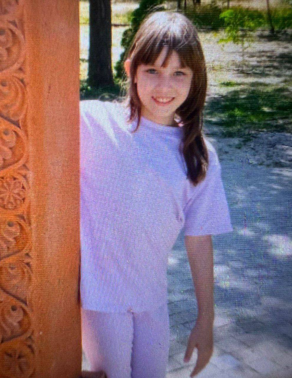 10-летнюю девочку ищут в Волжском. Наталья Королева 20 июня ушла из дома, и до сих пор её местонахождения неизвестно. Приметы: рост 148 см, худенькая, волосы русые, глаза серо-голубые. Была одета в розовую водолазку, чёрные лосины, разноцветные шлепки. Если вы видели её или знаете, где она может быть, звоните: 8 8443 41-56-56; 02; 8 937 707-00-77. Подписаться на «Короче, Волгоград»