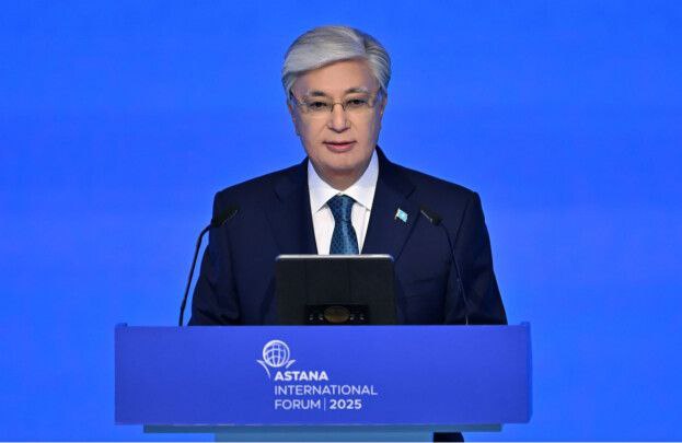Токаев призвал крупные державы не относиться к Уставу ООН избирательно Крупнейшие страны мира не должны избирательно следовать Уставу ООН. Территориальную целостность всех государств необходимо уважать, считает президент Казахстана Касым-Жомарт Токаев. «Крупные державы должны подтвердить свою приверженность делу сохранения мира и безопасности, а также ключевому принципу уважения территориальной целостности всех стран. Все мы должны твердо придерживаться устава ООН, избегая предвзятых и избирательных подходов к его основным принципам», - заявил казахстанский лидер. Южная служба новостей