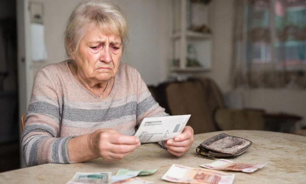 Россиян поразили суммы в январских счетах за коммунальные услуги тарифы резко выросли после перерасчёта в начале года Пресс секретарь президента РФ Дмитрий Песков заявил что повышение квартплаты не должно быть таким резким Кремль будет внимательно изучать эту важную тему А вы ощутили рост платежей за ЖКХ