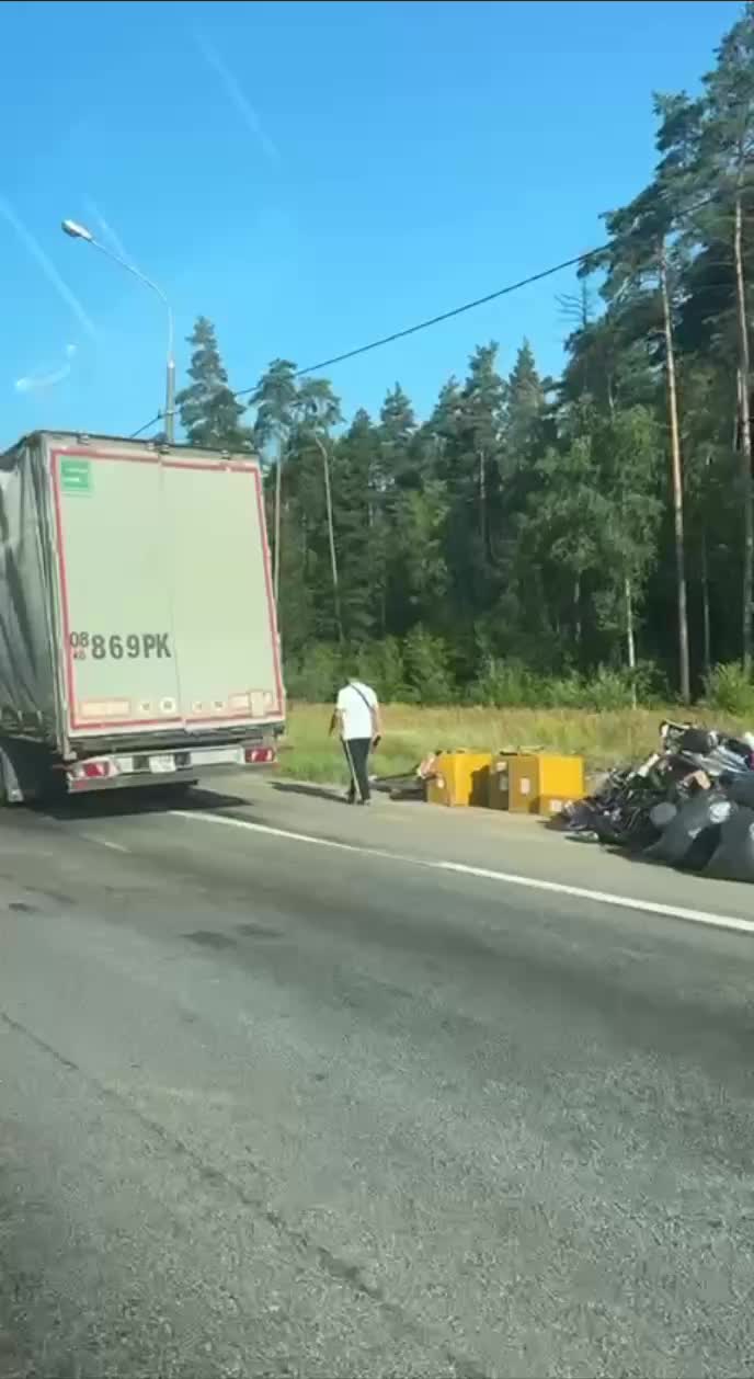 Смертельная авария на Горьковском шоссе с участием грузовиков