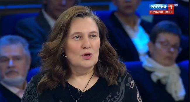 Журналистку Татьяну Монтян объявили экстремистом Росфинмониторинг обновил реестр террористов и экстремистов и внес в него Татьяну Монтян Рядом с ее именем отсутствует звездочка что говорит об экстремистской мотивировке добавления До начала войны Монтян перебралась из Украины в Россию где сотрудничала с RT и появлялась в пропагандистских передачах на ТВ В Украине против Монтян открыто уголовное разбирательство в том числе по статье о посягательстве на территориальную целостность страны