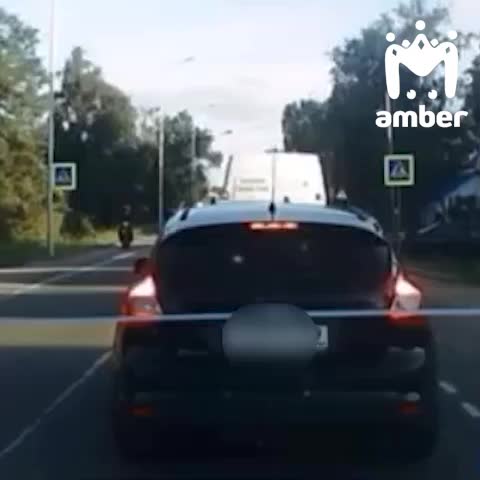 Подросток на питбайке попал под колеса автомобиля в Луговом