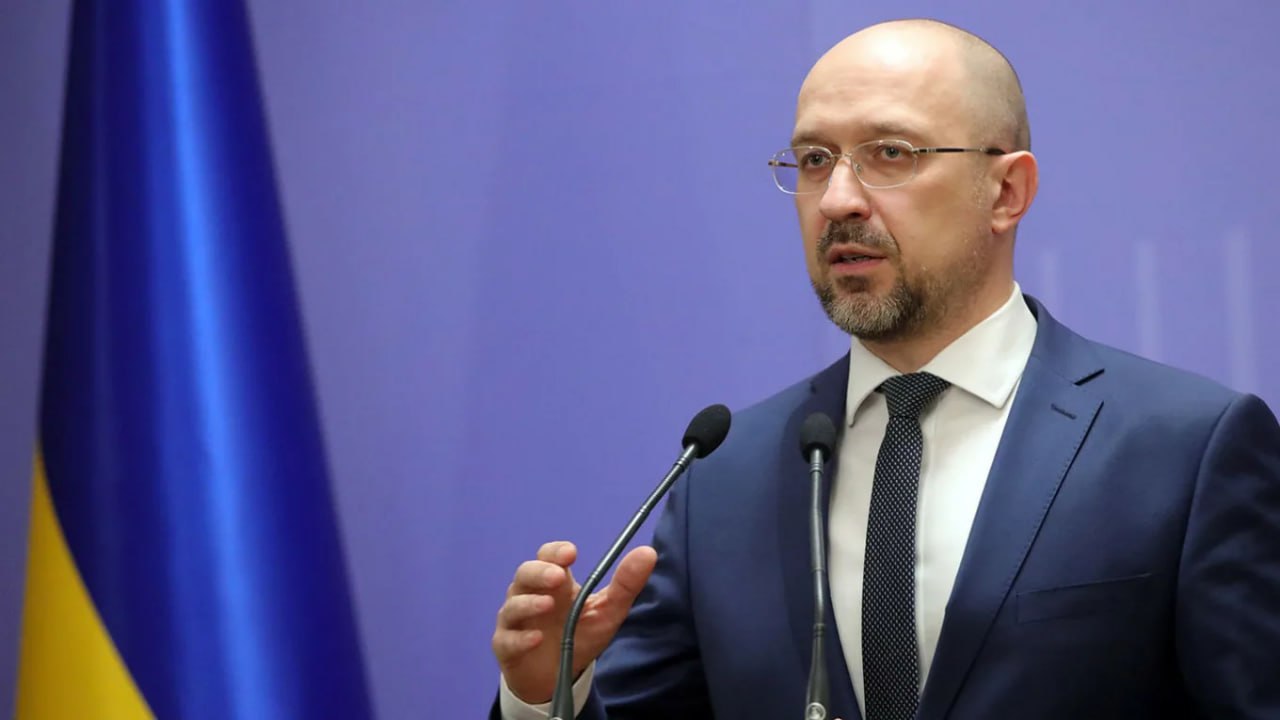 Украина и США заключат ресурсную сделку в ближайшие сутки — премьер-министр Украины Шмыгаль Читать далее
