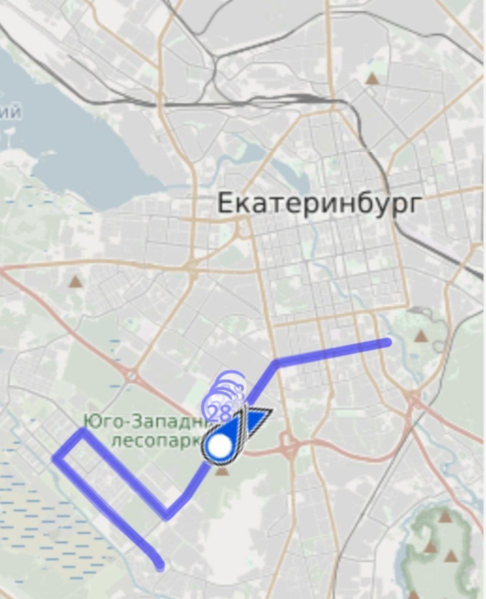 В Екатеринбурге из-за ливня встал электротранспорт В частности, на остановках Куйбышева, Академика Вонсовского и улице Щербакова сейчас стоят троллейбусы. На улице 8 Марта и Юлиуса Фучика не могут проехать трамваи. Отмечается, что гроза в городе сегодня прошла в основном через Академический и Ботанический районы, Автовокзал, восточную часть центра, Пионерский, ЖБИ и ушла в сторону Новосвердловской ТЭЦ. В Академическом отмечался град. Планируйте свои маршруты заранее. Фото: Транспортные новости ЕКБ «Уральский меридиан»