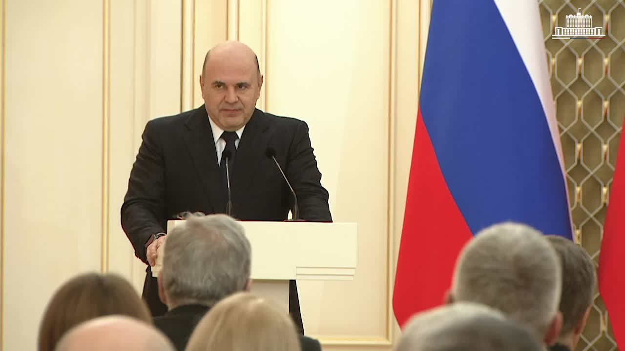 Михаил Мишустин вручил премии Правительства России в области СМИ журналу 'Родина'