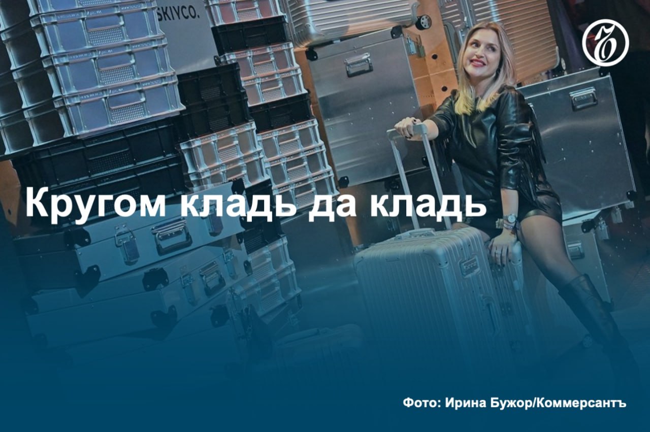 Как выяснил «Ъ», на российских рейсах в среднем от 50% до 70% пассажиров авиакомпаний летают без багажа. Не меняется этот показатель только у «Аэрофлота» и чартеров, чьи клиенты летят на отдых. По наблюдениям перевозчиков, чаще без багажа путешествуют студенты и пассажиры коротких рейсов. Эксперты отмечают, что минимизация багажа — международный тренд, так как авиакомпаниям выгодно экономить время на погрузке и перевозить коммерческие грузы. #Ъузнал