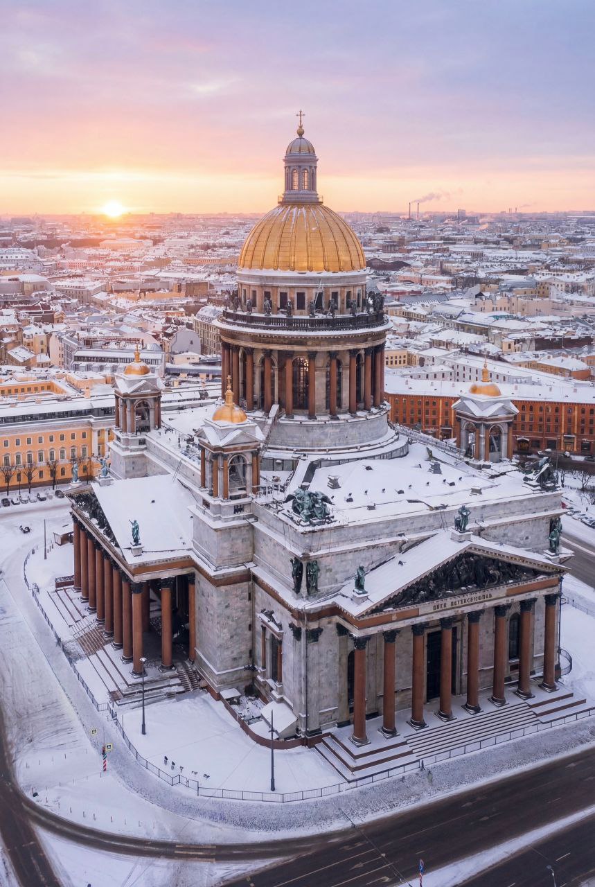 23 января вход на основную экспозицию Исаакиевского собора будет бесплатным для всех посетителей Акция проводится в честь 240 летия со дня рождения архитектора Огюста Монферрана Билеты выдают в кассе музея в порядке живой очереди Посещение колоннады останется платным Фото Андрей Михайлов Подписывайтесь на наш канал в МАХ agregiruem