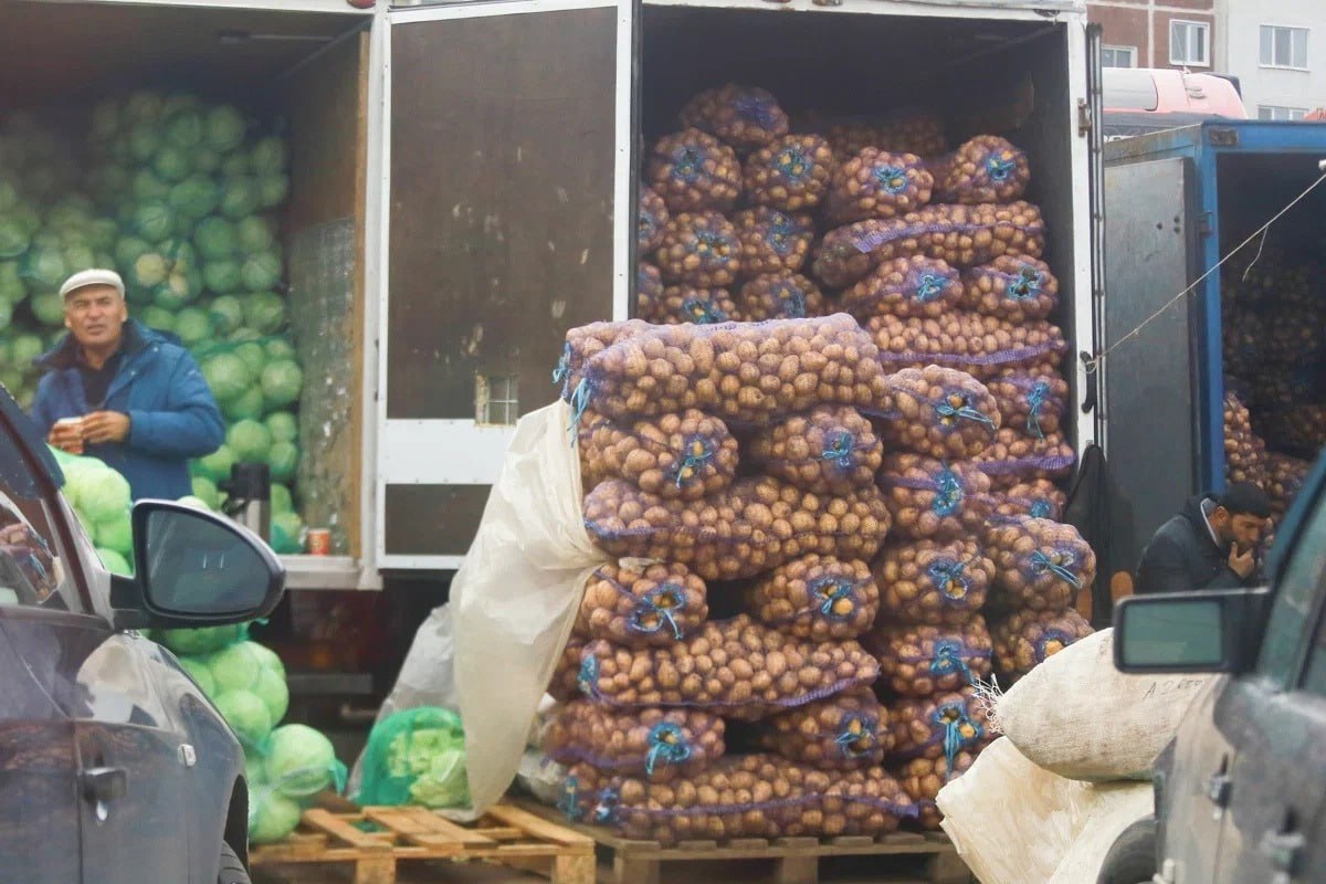 В Казани 14 марта заработают весенние сельхозярмарки Фермеры со всего Татарстана представят продукцию собственного производств мясо овощи и молочные товары Площадки будут работать во всех районах Казани   Подписаться в MAX на случай блокировки Telegram