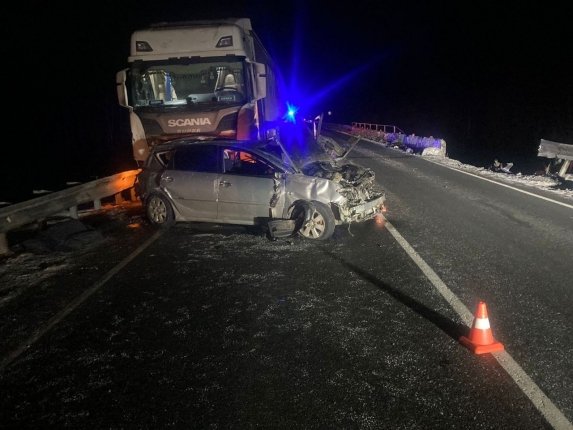 Двое детей погибли в дорожных авариях в Иркутской области за неделю С 4 по 11 ноября в регионе произошло 38 ДТП    Читать подробнее на сайте...