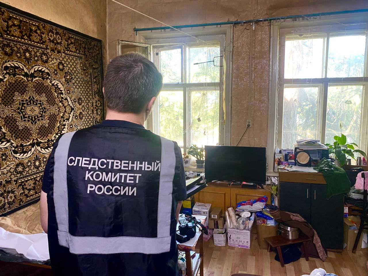  В Яранске местный житель обвиняется в убийстве сожительницы 14 июля в одной из квартир в доме по улице Гоголя, в Яранске, нашли тело 55-летней женщины с признаками насильственной смерти. Сотрудникам полиции удалось установить и задержать лицо, причастное к совершению убийства. Им оказался 50-летний сожитель погибшей женщины. Подписаться