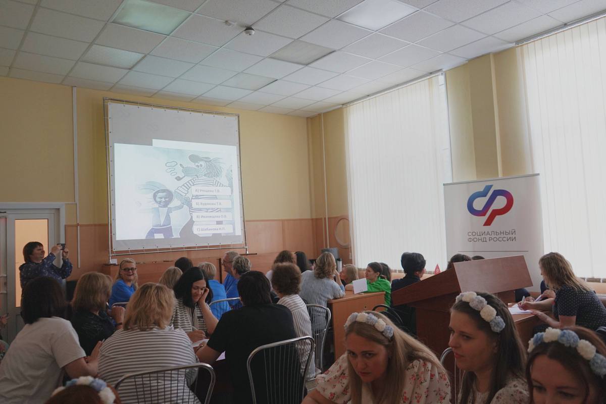В Тамбовской области прошел квиз Перезагрузка 2.0, который собрал эрудитов разных направлений вместе 8 команд, 6 раундов с вопросами на разные темы: география, культура, наука, садоводства, отдельный блок с вопросами, посвященными 80-летию победы в Великой Отечественной войне Самая эрудированная команда получила заслуженные призы, а главное отличное настроение и заряд бодрости и позитива #МССФР #командаСФР