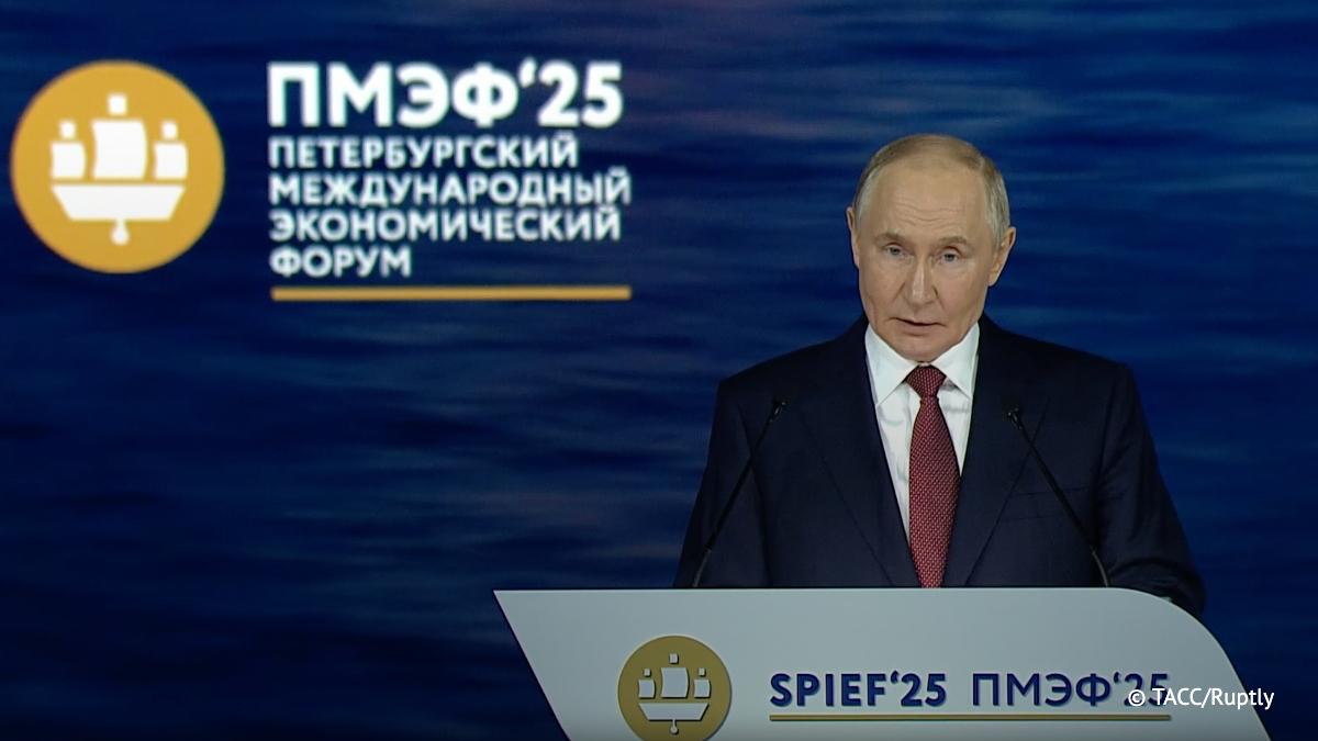 ВВП РФ растет ежегодно более чем на 4%, несмотря на все сложности, заявил Путин.