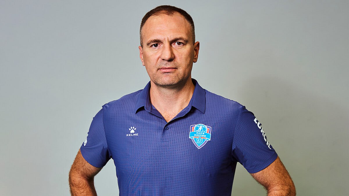 У избитого тренера астраханского Динамо диагностирована закрытая черепно мозговая травма Об этом Матч ТВ сообщила министр физической культуры и спорта региона Нина Ивашкина В настоящее время Георгий Юрьевич находится на лечении в больнице У него диагностирована закрытая черепно мозговая травма Оценку произошедшему дадут правоохранительные органы они начали проверку по данному факту Также Ивашкина заявила что Минспорт Астраханской области окажет помощь Заикину news matchtv соцсети ГК Заря Каспия