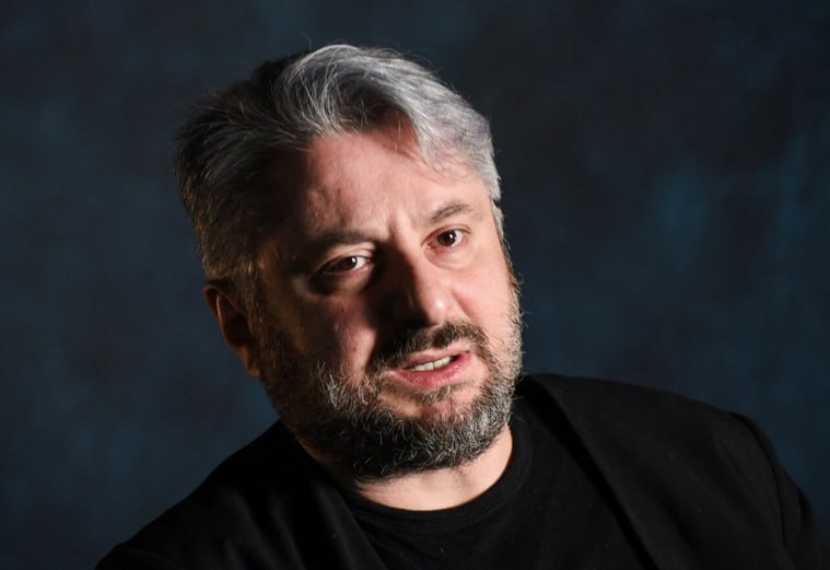 Суд арестовал Нику Гварамия из-за отказа сотрудничать с комиссией по деятельности режима Нацдвижения Тбилисский городской суд заменил залог на арест в отношении оппозиционного политика Ники Гварамия за отказ дать показания парламентской комиссии, расследующей предполагаемые преступления власти периода президентства Михаила Саакашвили. Ранее суд обязал Гварамия внести залог в размере 30 тысяч лари около 18,3 тыс. долларов , однако он не исполнил это требование в установленный срок. Несмотря на это, политик заявил, что не будет сопротивляться аресту и самостоятельно прибыл в Руставскую тюрьму, где будет находиться до решения суда. За отказ сотрудничать с парламентской комиссией может грозить лишение свободы до 1 года.