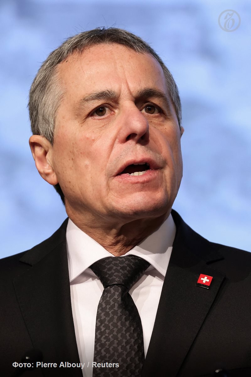 Глава МИД Швейцарии Иньяцио Кассис сообщил что в ближайшее время собирается посетить Москву и Киев в качестве председателя Организации по безопасности и сотрудничеству в Европе ОБСЕ ОБСЕ должна вновь сосредоточиться на своих основных задачах защите мира и безопасности в Европе Именно для достижения этой цели мы все должны сесть за стол переговоров сказал он Швейцария председательствует в ОБСЕ с 1 января 2026 года   Подписывайтесь на Ъ Оставляйте бусты