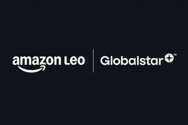 Amazon покупает спутникового оператора Globalstar за 11 6 млрд Это одна из первых телекоммуникационных компаний начавших эксплуатировать спутники на низкой околоземной орбите Благодаря сделке Amazon получит как действующий флот Globalstar из 24 спутников и наземные станции так и ценные лицензии на радиочастоты Приобретение позволит развернуть не только широкополосный интернет но и спутниковую сотовую связь Amazon достаётся партнёрство с Apple поскольку именно Globalstar обеспечивает спутниковую связь на iPhone и Apple Watch Это серьёзный рывок в гонке со Starlink У Amazon уже есть 240 спутников на орбите и планы на запуск тысяч Коммерческий запуск интернет сервиса Leo ожидается во второй половине 2026 года Мой Компьютер