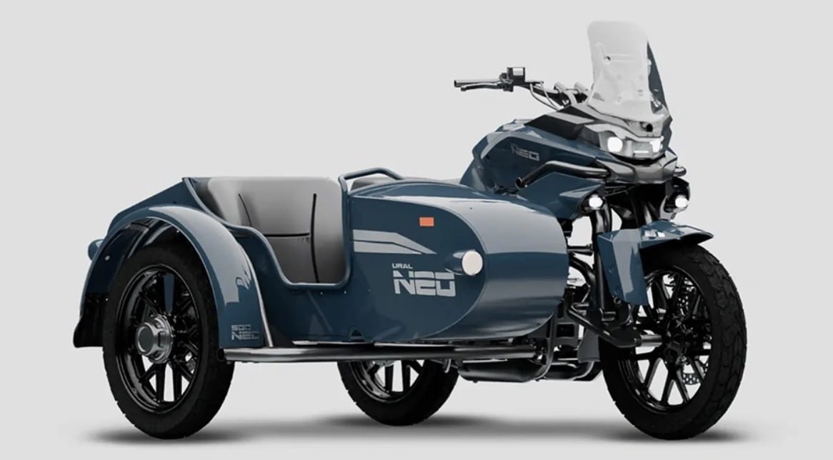 Производитель мотоциклов Ural уже второй год несет убытки с каждой проданного мотоцикла сообщает РГ со ссылкой на заявление владельца компании Ильи Хайта Головное предприятие в Ирбите Свердловской области переведено на ограниченный режим работы для обеспечения внутреннего рынка и поставок запчастей на экспорт Экспорт готовых мотоциклов из РФ не ведется уже 3 года из за санкций Дублирующее производство в Казахстане не оправдало ожиданий В ИМЗ видят спасение в сотрудничестве с китайской Yingang в рамках которого в Китае будет выпускаться современная модель Ural Neo 500