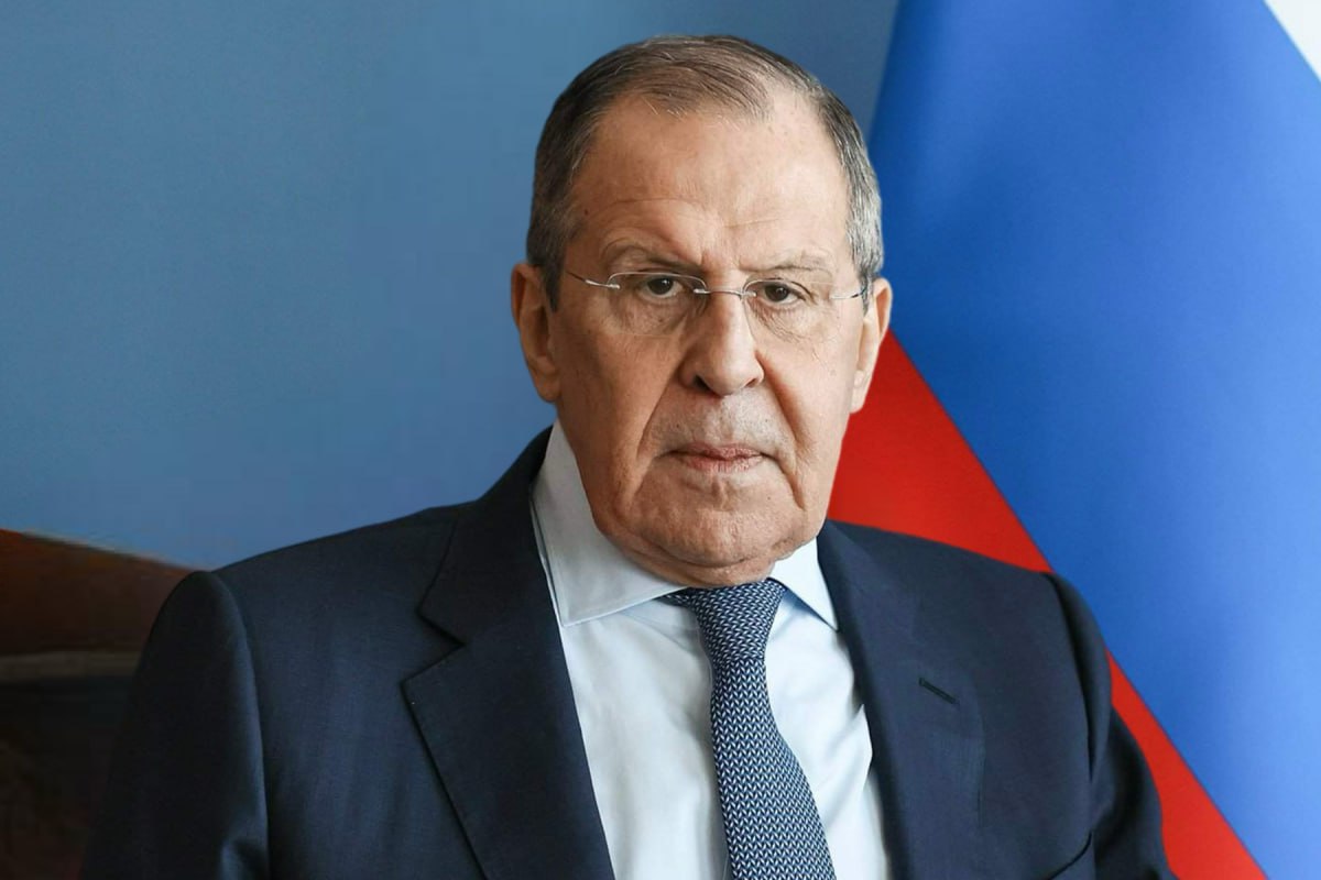 Министр иностранных дел РФ Сергей Лавров обратился к участникам Пятого всероссийского конгресса кафедр ЮНЕСКО в РЭУ Сегодня в Плехановском университете проходит V Всероссийский конгресс кафедр ЮНЕСКО, направленный на поиски инновационных подходов к сотрудничеству. В ходе диалога планируется обсудить разработанную Комиссией РФ по делам ЮНЕСКО стратегию кластерного подхода к взаимодействию и сотрудничеству. Также на повестке вопросы, которые определяют деятельность кафедр ЮНЕСКО в России на последующие четыре года. В своём приветственном адресе к организаторам и участникам Конгресса Министр иностранных дел РФ, Председатель Комиссии в Российской Федерации по делам ЮНЕСКО Сергей Викторович Лавров высоко оценил деятельность участников, направленную на развитие программы УНИТВИН и расширение сети «Породнённых университетов» в России. Сергей Викторович также отметил, что «в современном мире взаимодействие в области образования, науки и культуры может как объединять, так и разобщать народы. К сожалению, примером этого является ситуация, сложившаяся в последние годы в ряде профильных организаций системы ООН. Тем приятнее, что в своей работе вы ориентируетесь на подлинные цели международного сотрудничества в гуманитарной сфере — способствуете повышению взаимопонимания и укреплению доверия между государствами».