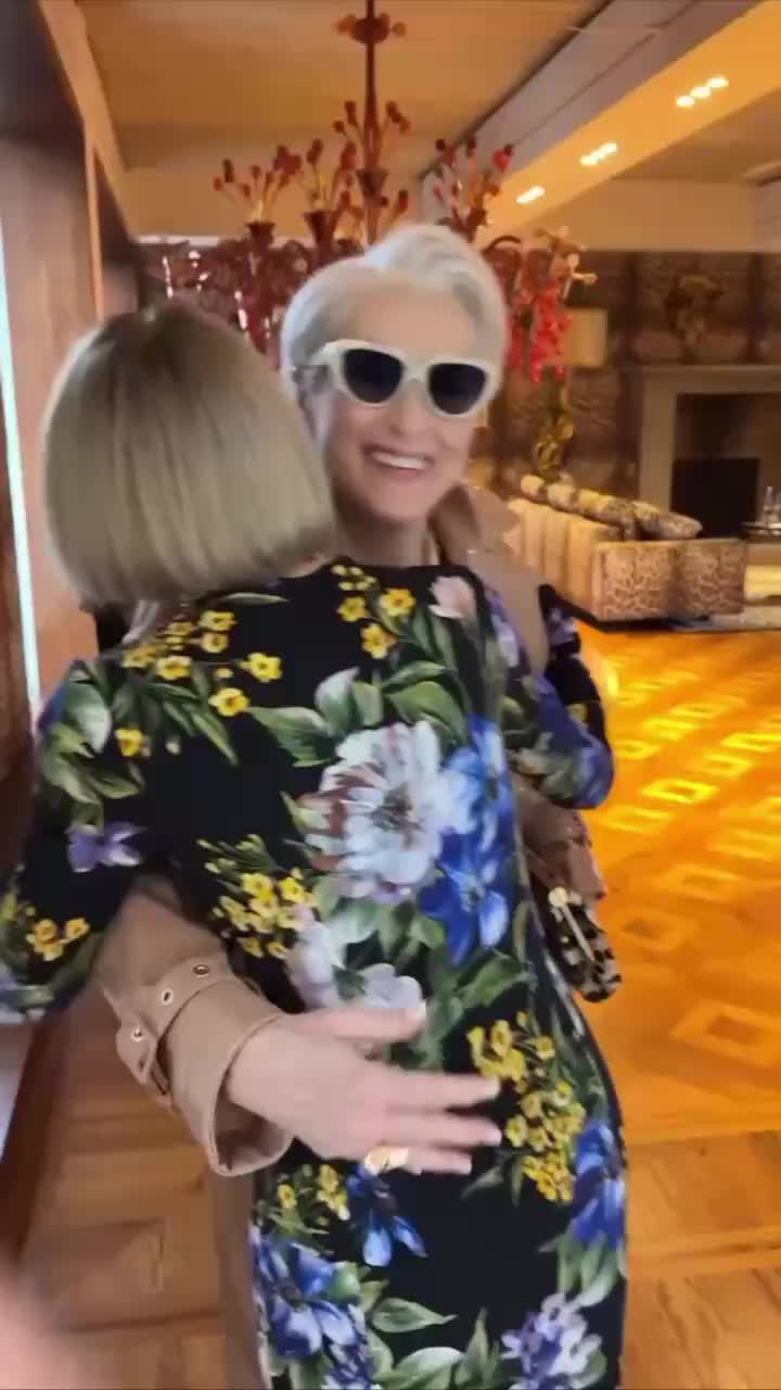Анна Винтур и Мерил Стрип встретились после показа Dolce Gabbana