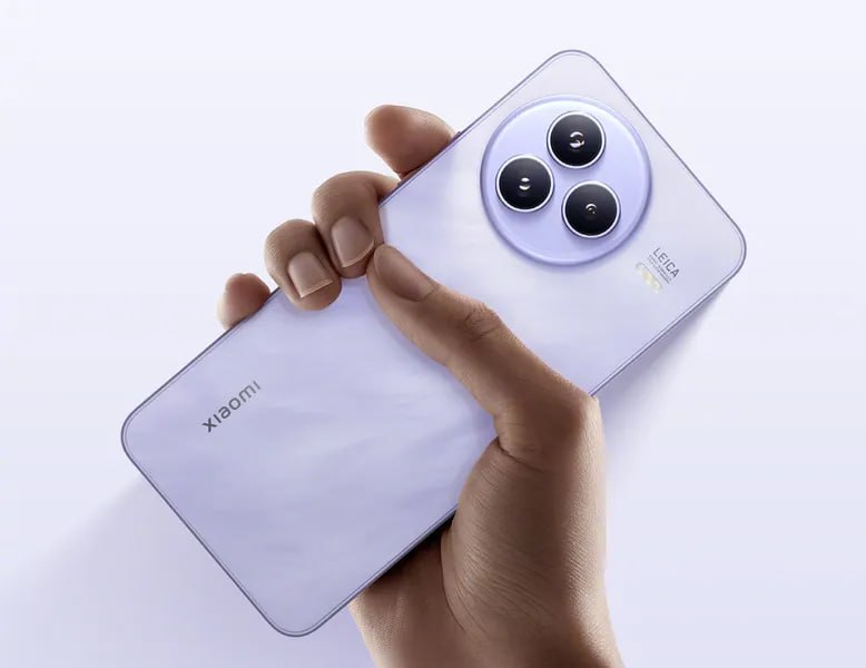 Xiaomi готовится представить свой новый смартфон из числа стильных — Civi 5 Pro. Официальная премьера состоится на следующей неделе, ну а сейчас известный инсайдер Digital Chat Station раскрыл подробные характеристики новинки. Xiaomi Civi 5 Pro получил изогнутый экран OLED с диагональю 6,55 дюйма и разрешением 1,5К. Емкость аккумулятора составит 6000 мАч, он будет поддерживать зарядку мощностью 67 Вт. Толщина корпуса — 7,45 мм. Xiaomi Civi 5 Pro выступит конкурентом недавно представленному Samsung Galaxy F56, толщина которого даже чуть меньше — 7,2 мм. Но есть нюанс: экран у Galaxy S56 больше 6,7 дюйма , а емкость аккумулятора меньше 5000 мАч . То есть при незначительно большей толщине и меньшем корпусе Xiaomi смогла установить в смартфон более емкий аккумулятор. Civi 5 Pro получит камеру Leica с тремя сенсорами, разрешение основного — 50 Мп. В модуле с ним будет объектив с переменной диафрагмой F/1,63-F/2,2 , также будет телеобъектив с диафрагмой F/2,0 и ЭФР 60 мм.