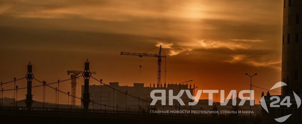  Правительство усилит контроль за производством и ремонтом энергетического оборудования в РФ Вице-премьер России Александр Новак инициировал меры по улучшению контроля за производством и оснащением энергетическим оборудованием на модернизируемых и строящихся генерирующих мощностях. Об этом сообщает ТАСС со ссылкой на пресс-службу правительства. В рамках своих поручений, Александр Новак акцентировал внимание на необходимости обеспечения своевременного ремонта и сервисного обслуживания энергетического оборудования, что должно быть реализовано с использованием ресурсов отечественных предприятий. Подробнее читайте по ссылке Фото: Семен Аммосов / «Якутия 24»