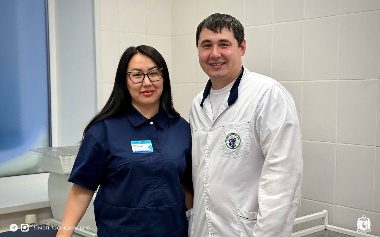 Пятый центр амбулаторной онкологической помощи заработал на Ямале Он открылся в Тарко Сале на базе поликлиники районной больницы Процедурный и перевязочный кабинеты вместе с приёмами онкологов объединены общим пространством Лечение здесь смогут получать жители Пуровского и Красноселькупского районов которые ранее направлялись в Новый Уренгой ℹ  Аналогичные центры работают в Салехарде Ноябрьске Новом Уренгое и Надыме Их задача обеспечить пациентам с онкозаболеваниями или подозрением на них полноценную амбулаторную помощь от консультаций до проведения противоопухолевой терапии в условиях дневного стационара ЯМАЛ Официально Подписывайтесь на нас в MAX