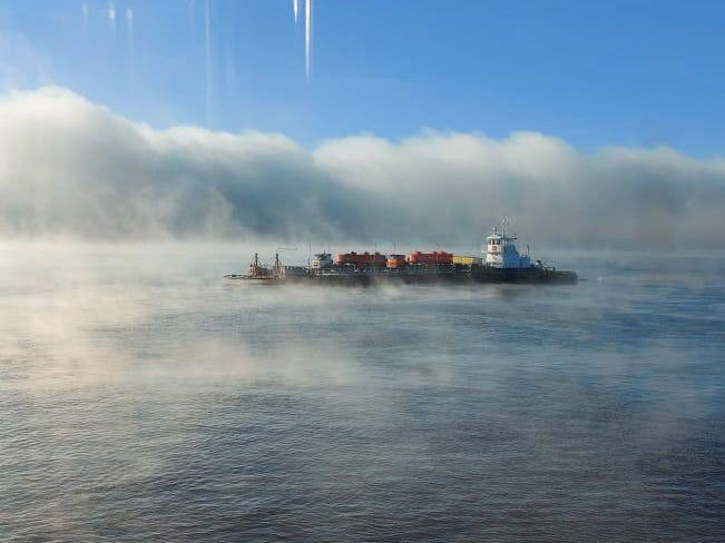 Внимание В связи с закрытием навигационного периода и началом осеннего ледостава на р Обь в любой из дней в период с 6 по 15 ноября возможно закрытие переправы на Орехово Ермаковское м р для установки наплавного моста После установки переправа возобновит работу С 5 ноября до закрытия переправы работа паромов будет осуществляться в светлое время суток в связи с погодными условиями