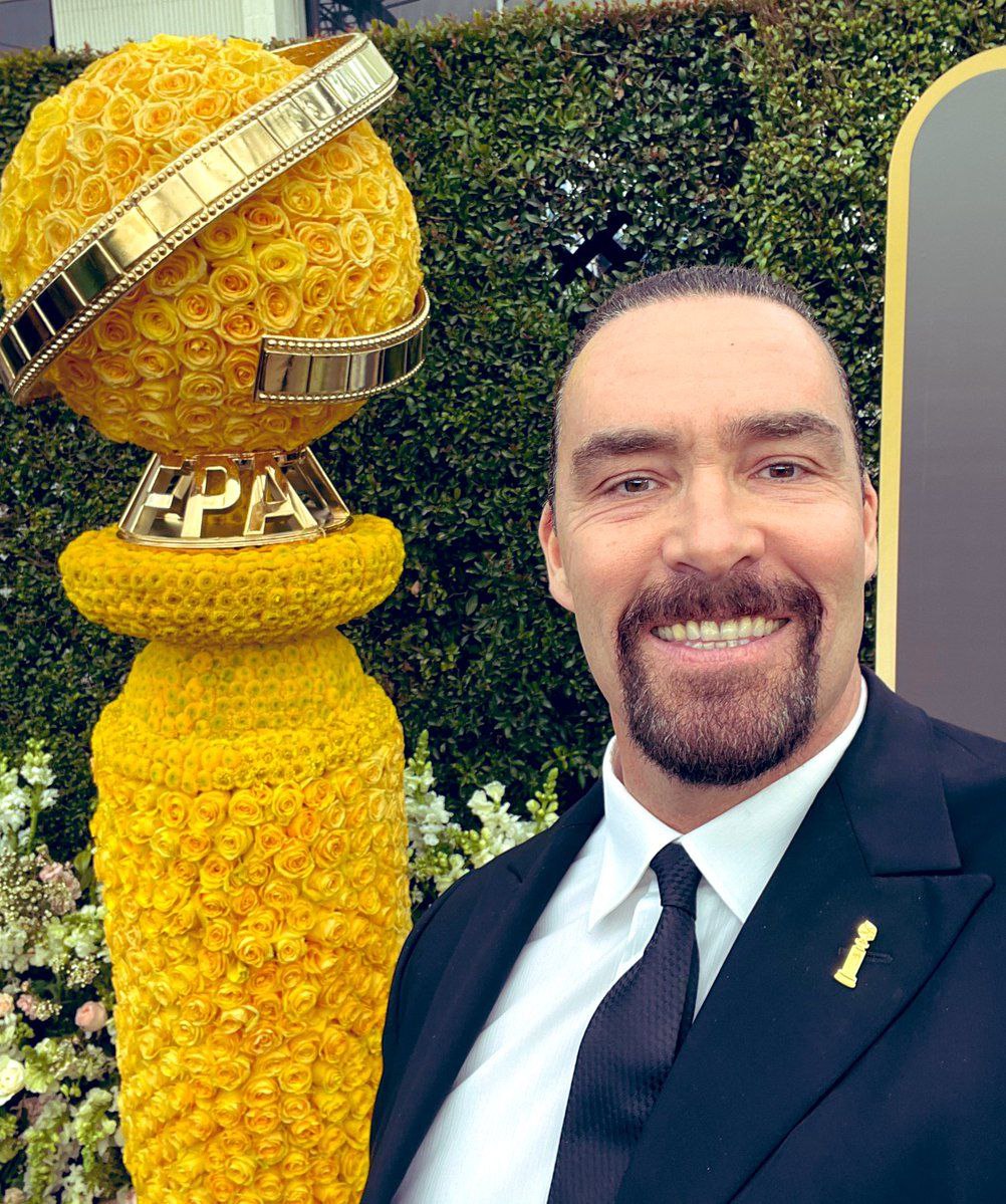 Состоялась церемония вручения Золотых глобусов Лучшей драмой признали Гамнет Хлои Чжао лучшей комедией мюзиклом Битву за битвой Основные победители Лучшая драма Гамнет Лучшая комедия или мюзикл Битва за битвой Лучший режиссёр Пол Томас Андерсон Битва за битвой Лучший актёр в драме Вагнер Моура Секретный агент Лучшая актриса в драме Джесси Бакли Хамнет Лучшая актриса комедия или мюзикл Роуз Бирн Я бы тебя пнула если бы могла Лучший актер в фильме комедия или мюзикл Тимоти Шаламе Марти Великолепный Лучший фильм на иностранном языке Секретный агент Лучший анимационный фильм Кей поп охотницы на демонов Лучший актёр второго плана Стеллан Скарсгард Сентаментальная ценность Лучшая актриса второго плана Тейана Тейлор Битва за битвой Лучший сценарий Пол Томас Андерсон Битва за битвой Лучший драматический сериал Больница Питт Лучший комедийный сериал Киностудия Лучший мини сериал антология телефильм Переходный возраст Лучший актёр в драматическом сериале Ноа Уайли Больница Питт Лучшая актриса в драматическом сериале Рэй Сихорн Одна из многих Лучший актёр мини сериала Стивен Грэм Переходный возраст Лучшая актриса мини сериала Мишель Уильямс Умираю как хочу секса Лучший актёр второго плана драма Оуэн Купер Переходный возраст Лучший актёр сериала комедия Сет Роген Студия Лучшая актриса второго плана в мини сериале Эрин Доэрти Переходный возраст Лучшая оригинальная песня Golden K Pop охотницы на демонов meownauts