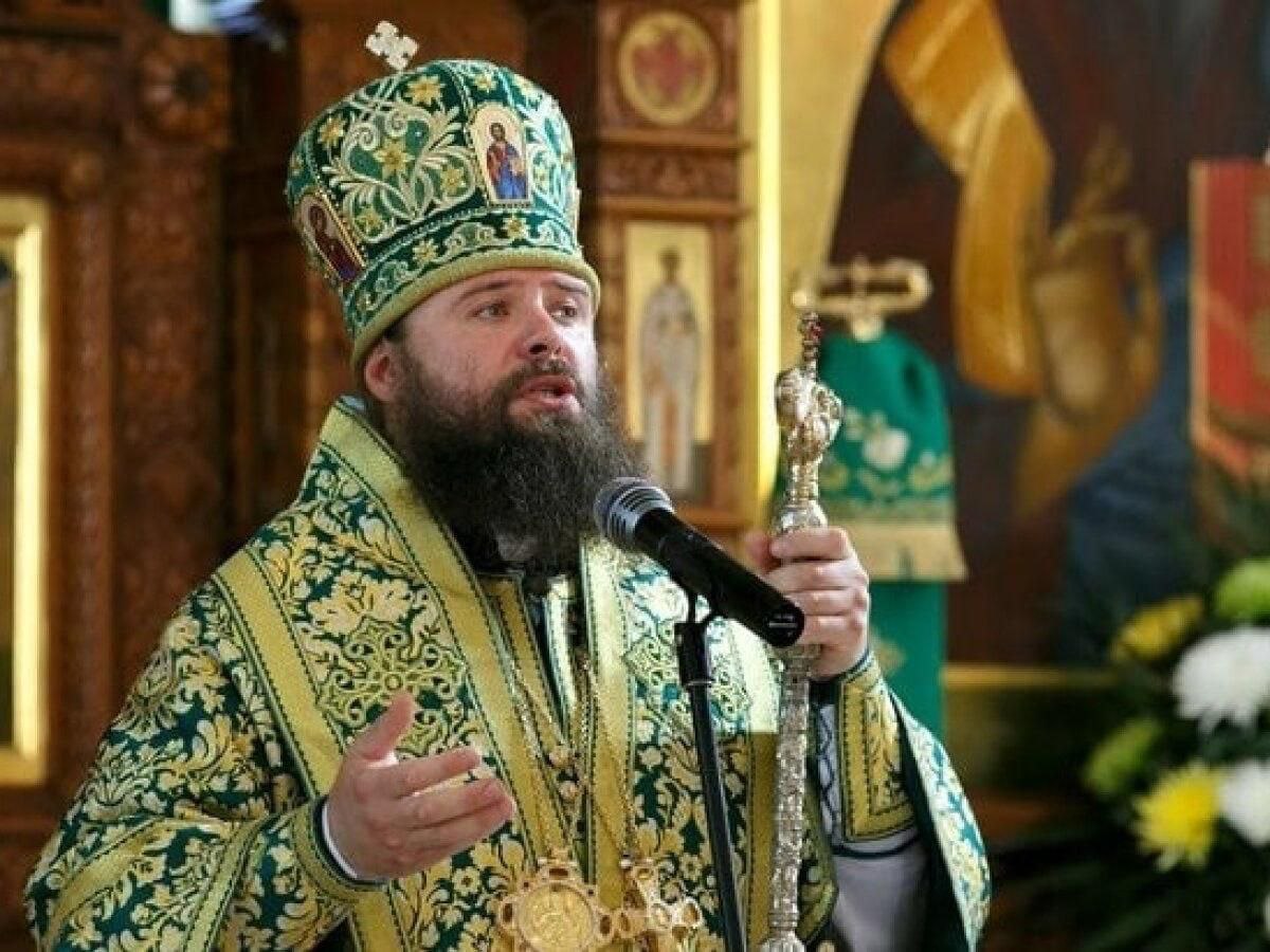 Сотрудники ТЦК задержали митрополита Александрийского УПЦ Боголепа, ему выписали повестку, сообщает Союз православных журналистов. Это далеко не единственный подобный случай. Киевские власти дискриминируют священников УПЦ и дают указания о мобилизации священнослужителей именно этой конфессии. "Охотой" на церковь руководит полковник ВСУ Лариса Полянская.