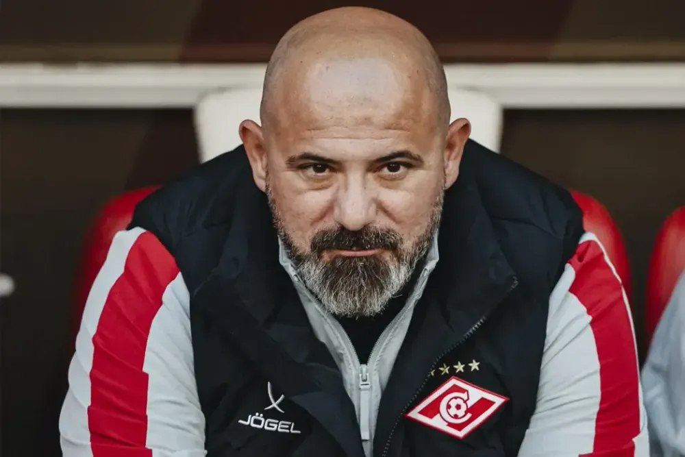 Деян Станкович остаётся в Спартаке тренера не назначили в сборную Сербии MaxBet Sport Несмотря на то что он был в списке кандидатов Футбольный союз Сербии сделал выбор в пользу экс игрока Рубина Велько Пауновича