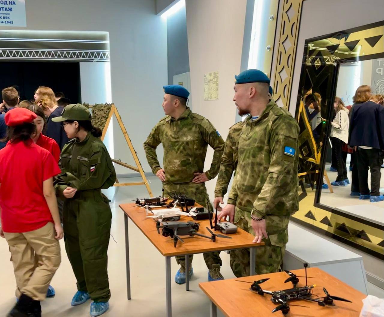 Якутск примет всероссийский турнир среди курсантов Центра «ВОИН» Цель турнира – всестороннее развитие личности участников, интеллектуальное, нравственное и физическое совершенствование, приобретение и закрепление навыков начальной военной подготовки, формирование готовности к выполнению гражданского долга и конституционных обязанностей по защите Отечества. Согласно плану, участники соревнования поделятся на команды по 10 человек, включая командира, снайпера, операторов БПЛА, стрелков, сапера и санитара.