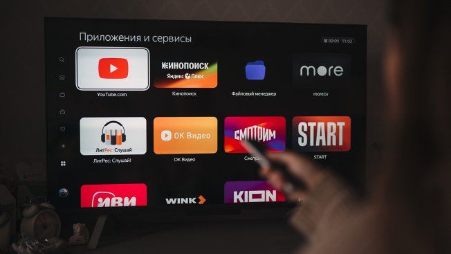 Согласно результатам исследования Ромир Кинопоиск стал лидером по популярности заметности и уровню доверия россиян среди онлайн кинотеатров Второе место в списке разделили Okko Kion и Иви Михаил Гребенщиков РБК