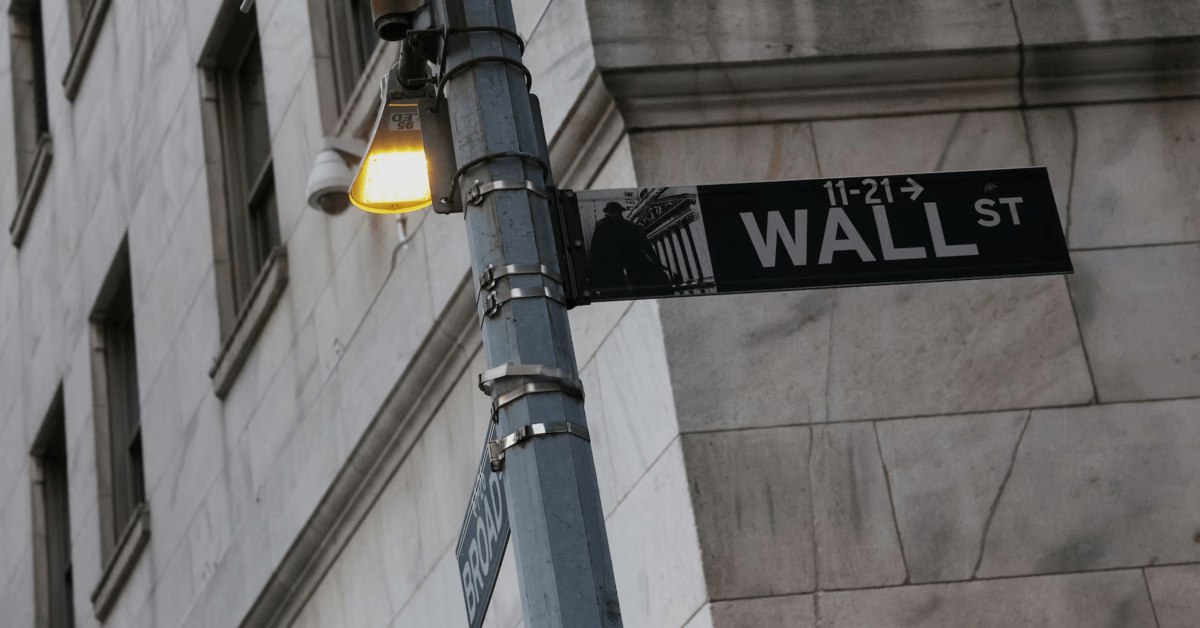 Figma запланировала провести IPO на Нью-Йоркской бирже. Компания пока не раскрыла, когда пройдёт размещение и сколько акций она собирается продать.   Эксперты Renaissance Capital полагают, что в результате IPO Figma может привлечь $1,5 млрд  vc.ru/invest/2075348