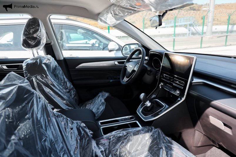 Продажи падают: приморский авторитейл на грани Авторитейл переживает непростые времена. Затоваривание складов на несколько месяцев вперед, снижение объема автокредитов и высокая ключевая ставка тянут вниз рынок новых автомобилей. Некоторые дилеры в Приморье, по словам источников агентства, оказались буквально на грани банкротства. Если падение продаж в 2025 году продолжится, то примерно 30 процентов компаний закончат год с убытками, прогнозируют в Ассоциации "Российские автомобильные дилеры". О кризисе на авторынке, выгодных условиях, и сценарии развития ситуации — в нашем обзорном материале с экспертами. PrimaMedia Прислать новость