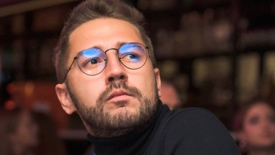 Московский райсуд Нижнего Новгорода по ходатайству следователя СКР 19 февраля отправил под стражу директора АНО Институт демографического развития Евгения Журавлева на срок до 17 апреля включительно Его обвинили по ч 3 ст 159 УК РФ Мошенничество в крупном размере Следственные органы пока не комментируют в чем именно обвинили директора некоммерческой организации пишет Коммерсант