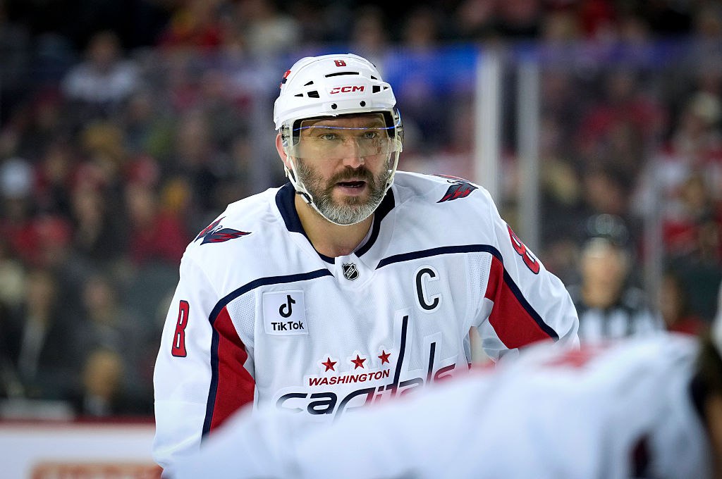 Овечкин отдал 750 ю голевую передачу за карьеру в регулярных чемпионатах НХЛ Сегодня Александр отметился ассистом в матче с Детройтом а Вашингтон выиграл в серии буллитов 4 3 Теперь у форварда Кэпиталз 1669 919 750 очков в регулярках лиги news matchtv Leah Hennel Getty Images