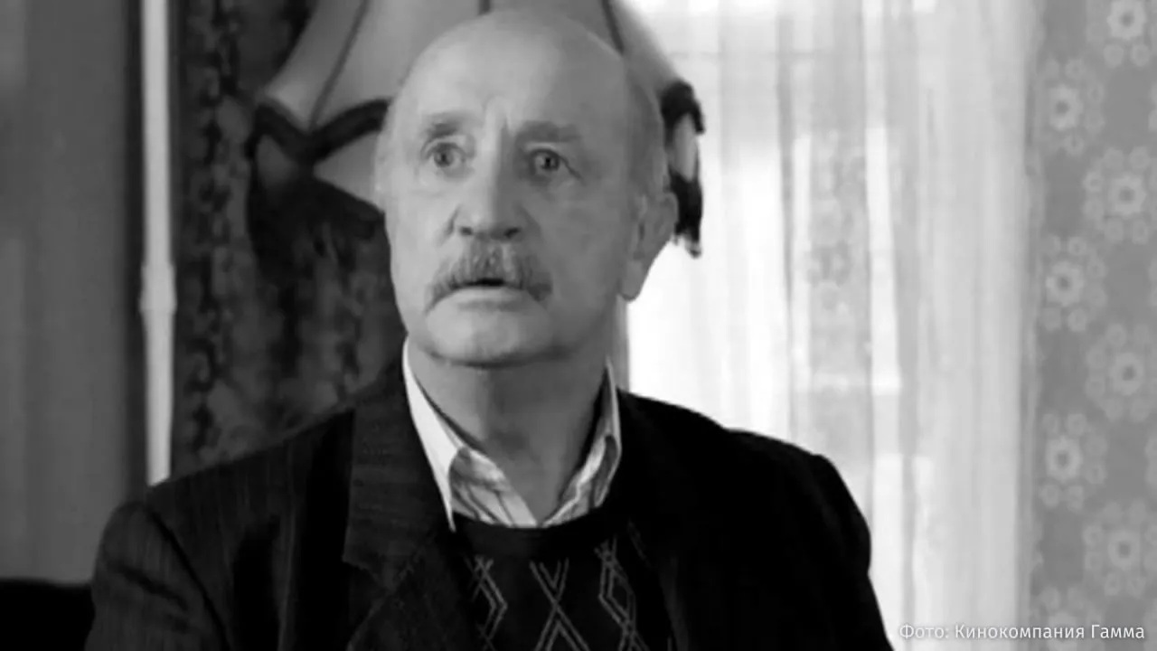 Актер Вадим Александров известный по ролям в фильмах Физрук Экипаж и Папины дочки скончался на 88 году жизни сообщил Кино театр ру По данным сайта заслуженный артист РФ умер 8 мая Точная причина смерти не называется РЕН ТВ ждет вас в MAX