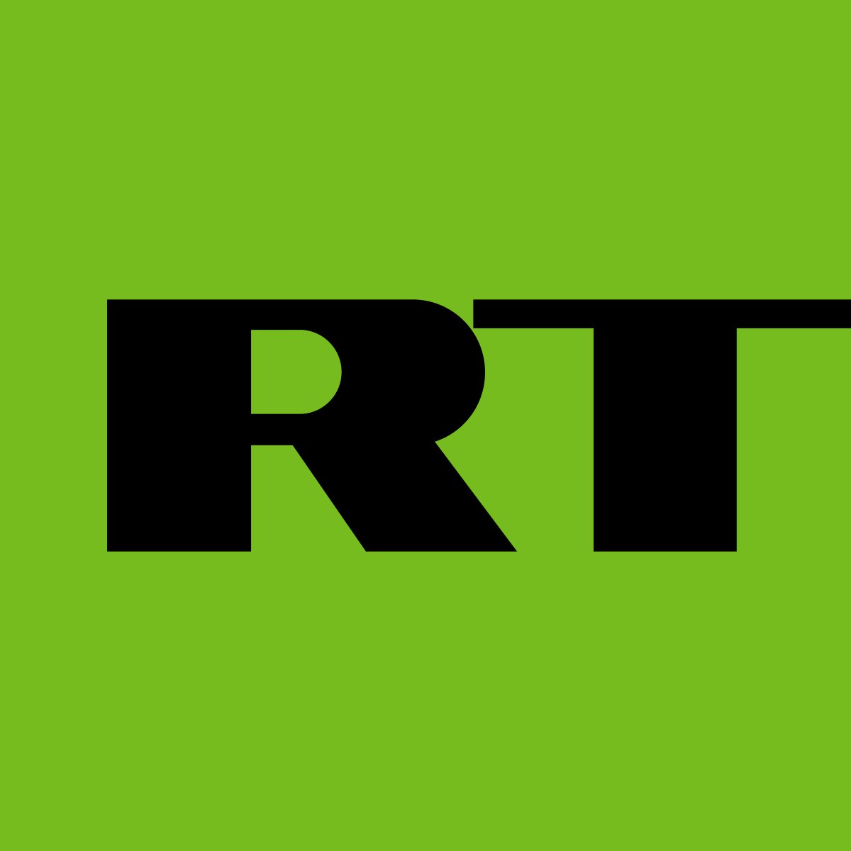 «В США у телеканала RT аудитория больше, чем у CNN», — экс-глава американской разведки Джеймс Клэппер  «У RT, контролируемого российскими властями СМИ, в этой стране аудитория больше, чем у этого телеканала», — прозвучало в интервью экс-главы разведки США.   Он не привёл конкретные статистические данные. Сегодня журналист Рик Санчес прокомментировал это в эфире RT — он подчеркнул, что переслушал запись несколько раз, чтобы убедиться в услышанном.    Джеймс Клэппер — генерал-лейтенант ВВС США в отставке, бывший директор Национальной разведки. Он также является членом Консультативного совета Комитета по расследованию действий России. В 2017-ом Клэппер заявлял, что Россия представляет основную угрозу для США.  Фото: логотип телеканала «RT»